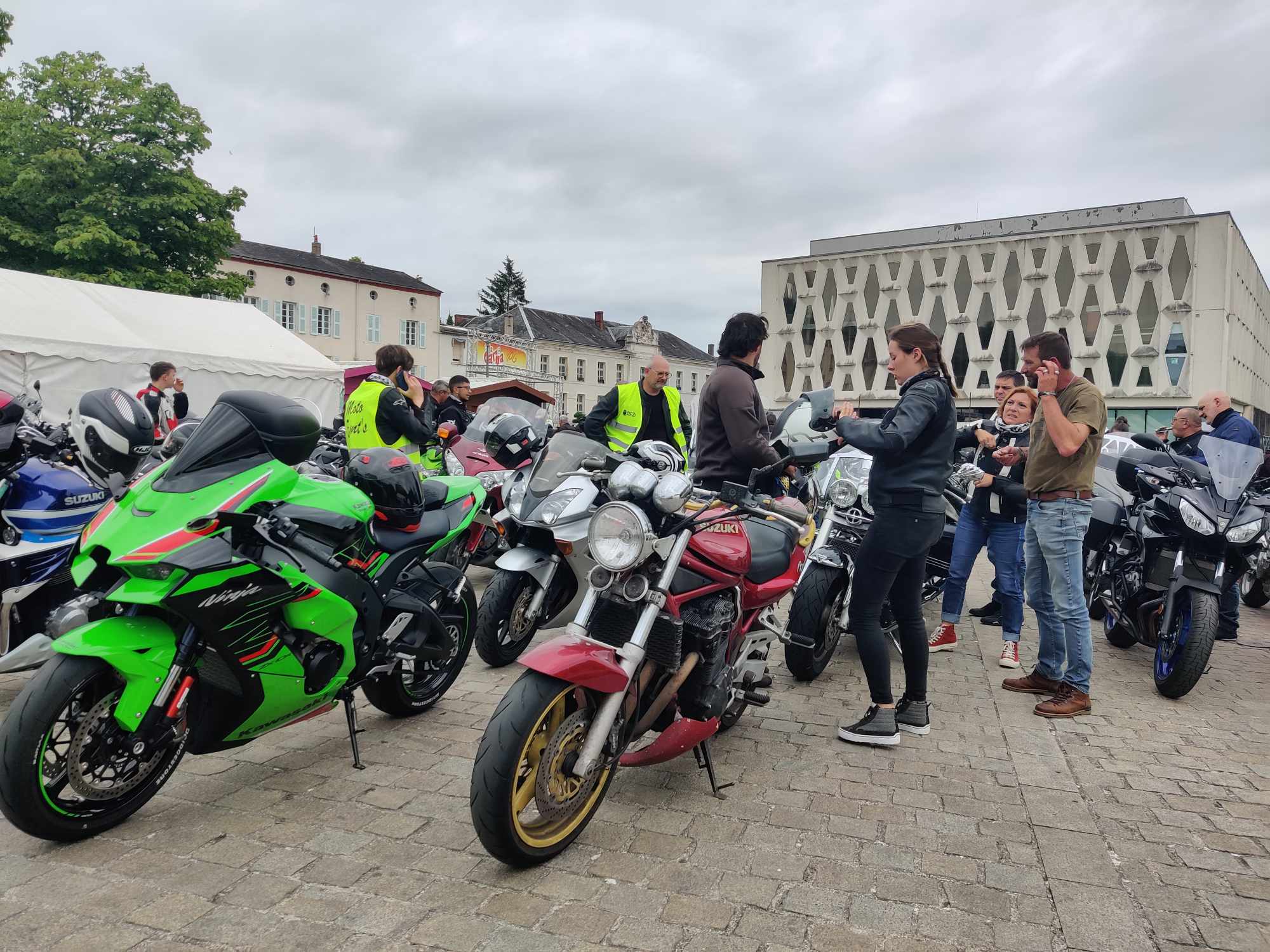 moto event's 2.jpg (307 KB)