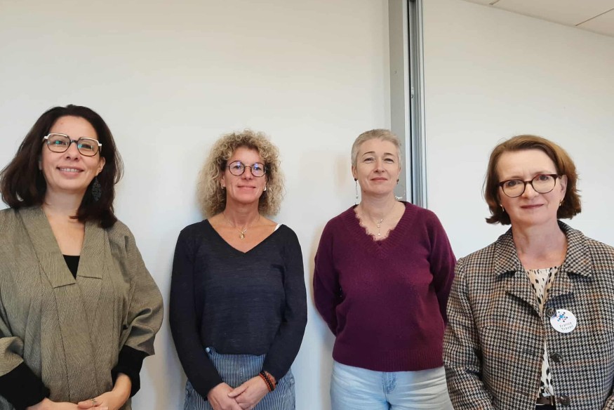 Des entreprises s’informent pour embaucher des personnes étrangères et réfugiées